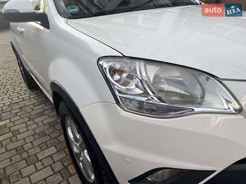 Позашляховик / Кросовер SsangYong Korando 2011 в Івано-Франківську