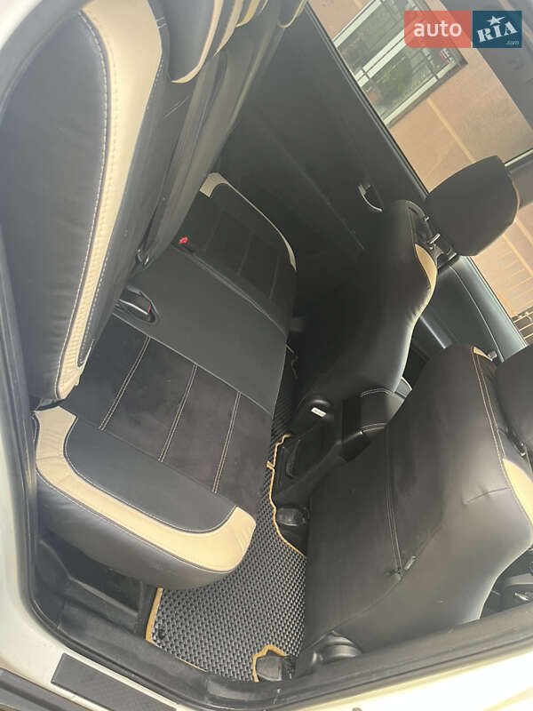 Позашляховик / Кросовер SsangYong Korando 2011 в Івано-Франківську