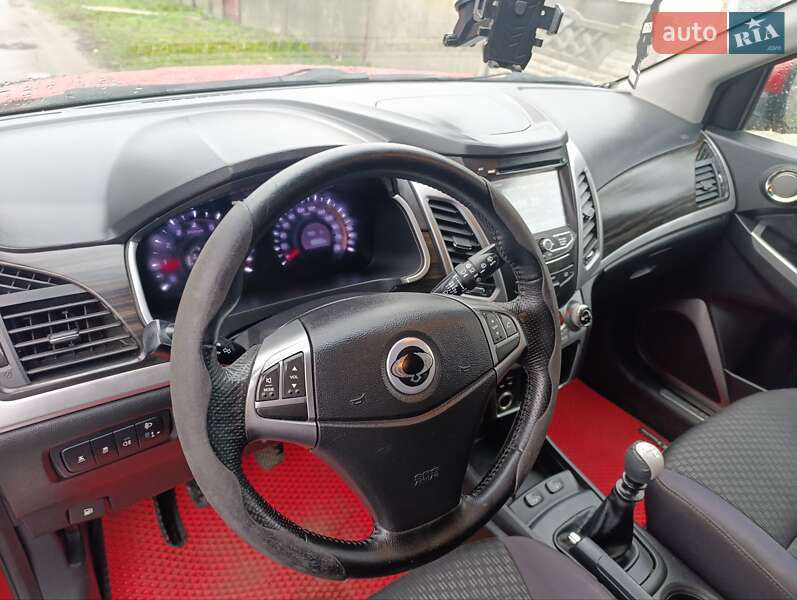 Позашляховик / Кросовер SsangYong Korando 2014 в Конотопі