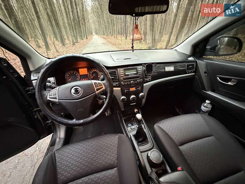 Позашляховик / Кросовер SsangYong Korando 2013 в Житомирі