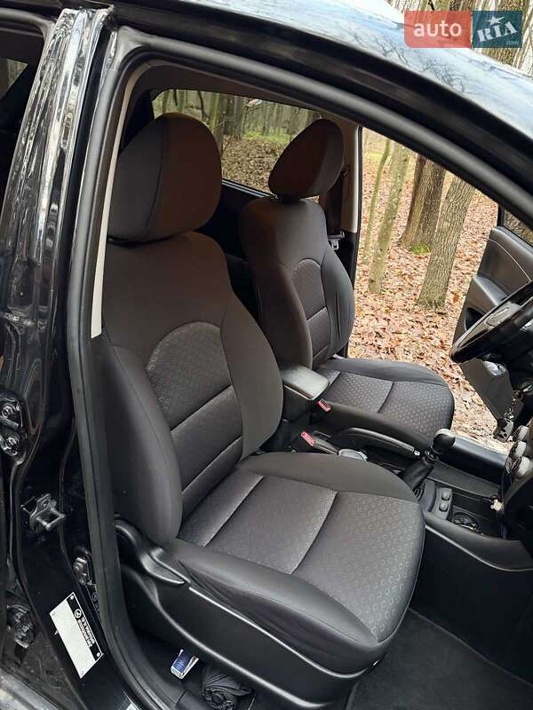 Позашляховик / Кросовер SsangYong Korando 2013 в Житомирі