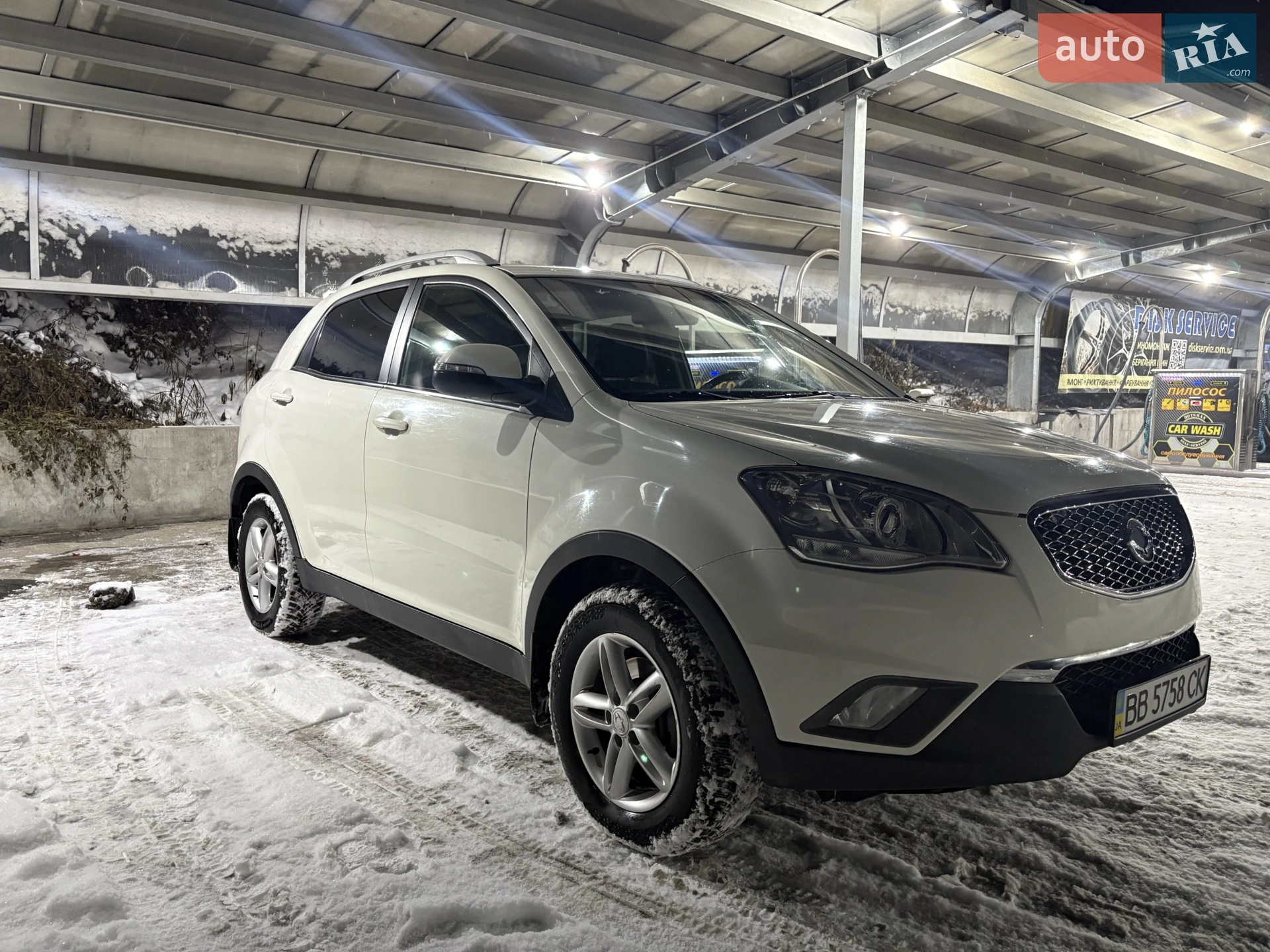 2013 SsangYong Korando - мініатюра 8