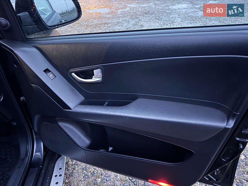 Позашляховик / Кросовер SsangYong Korando 2011 в Южному фото 15 Позашляховик / Кросовер SsangYong Korando 2011 в Южному