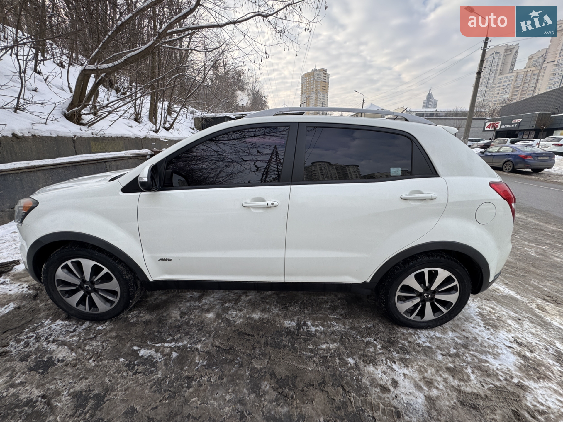2014 SsangYong Korando - мініатюра 4