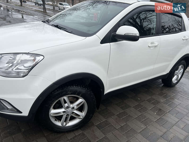 Внедорожник / Кроссовер SsangYong Korando 2011 в Хмельницком фото 2 Внедорожник / Кроссовер SsangYong Korando 2011 в Хмельницком