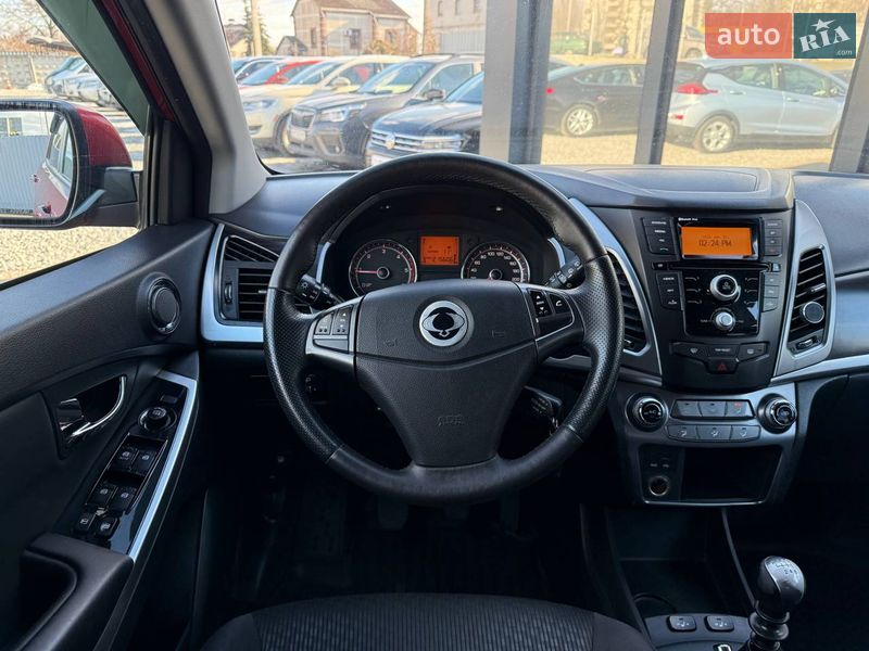 Внедорожник / Кроссовер SsangYong Korando 2013 в Киеве