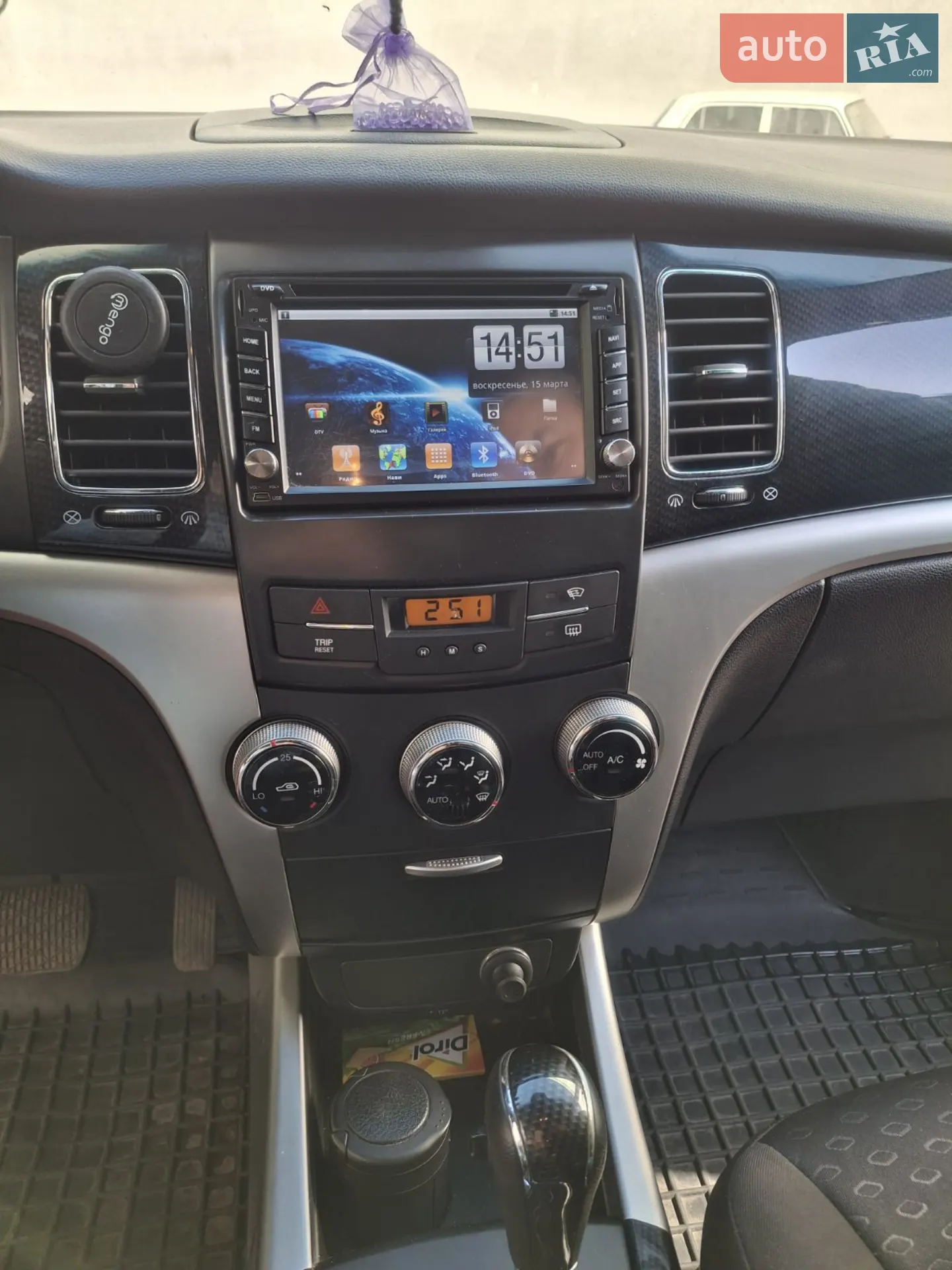 2013 SsangYong Korando - мініатюра 11
