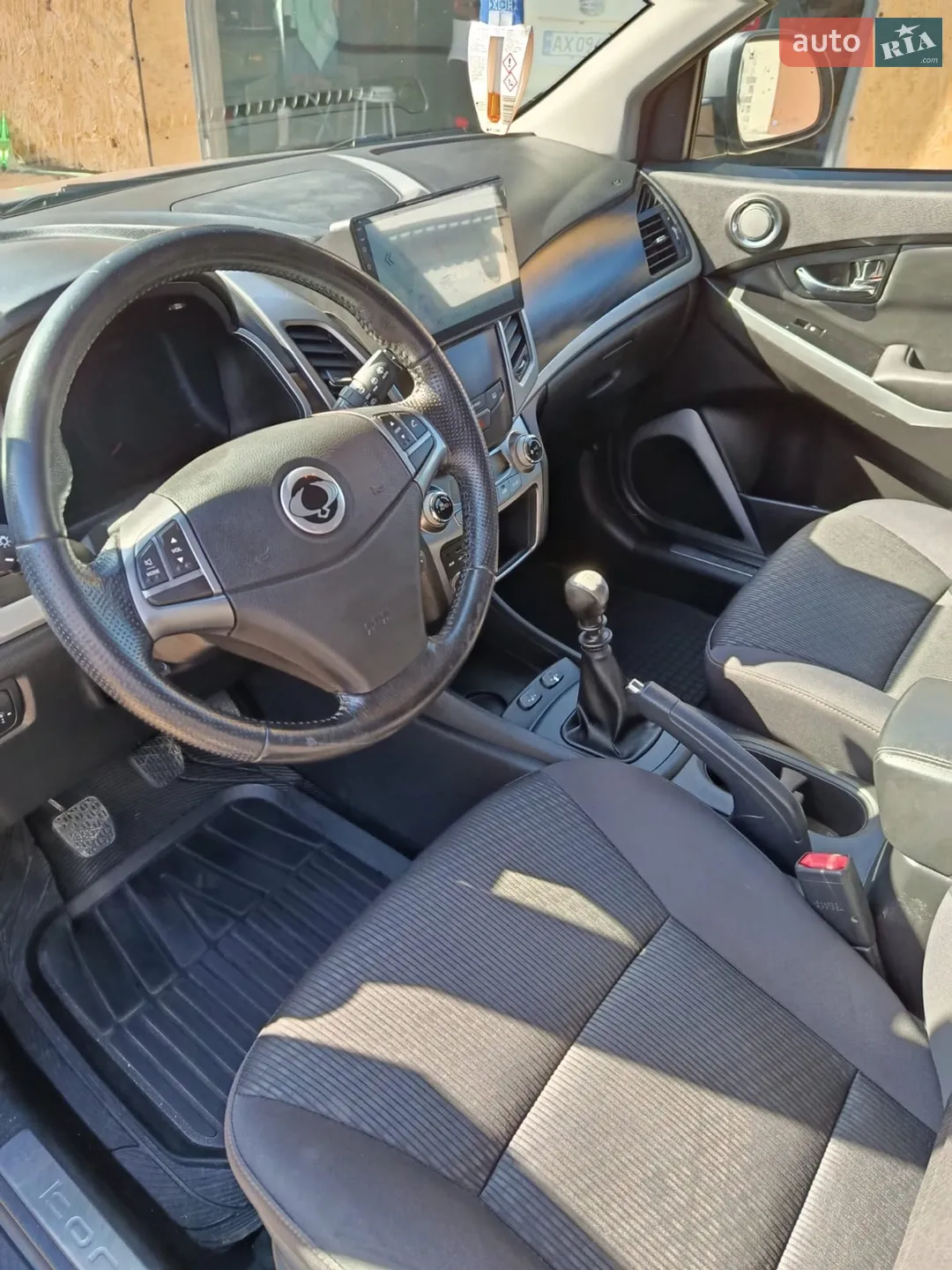 2014 SsangYong Korando - мініатюра 8