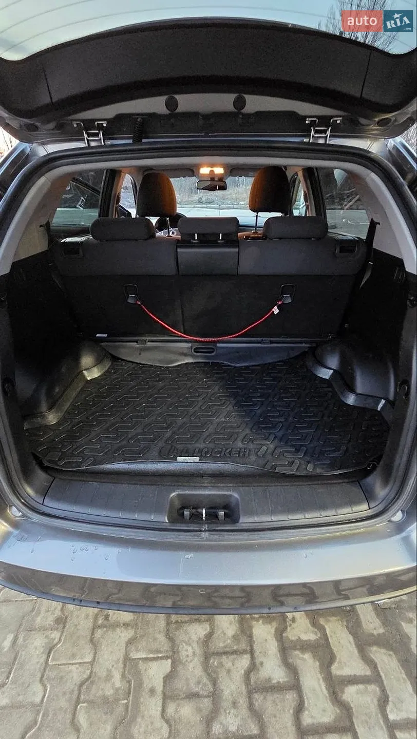 2012 SsangYong Korando - мініатюра 13