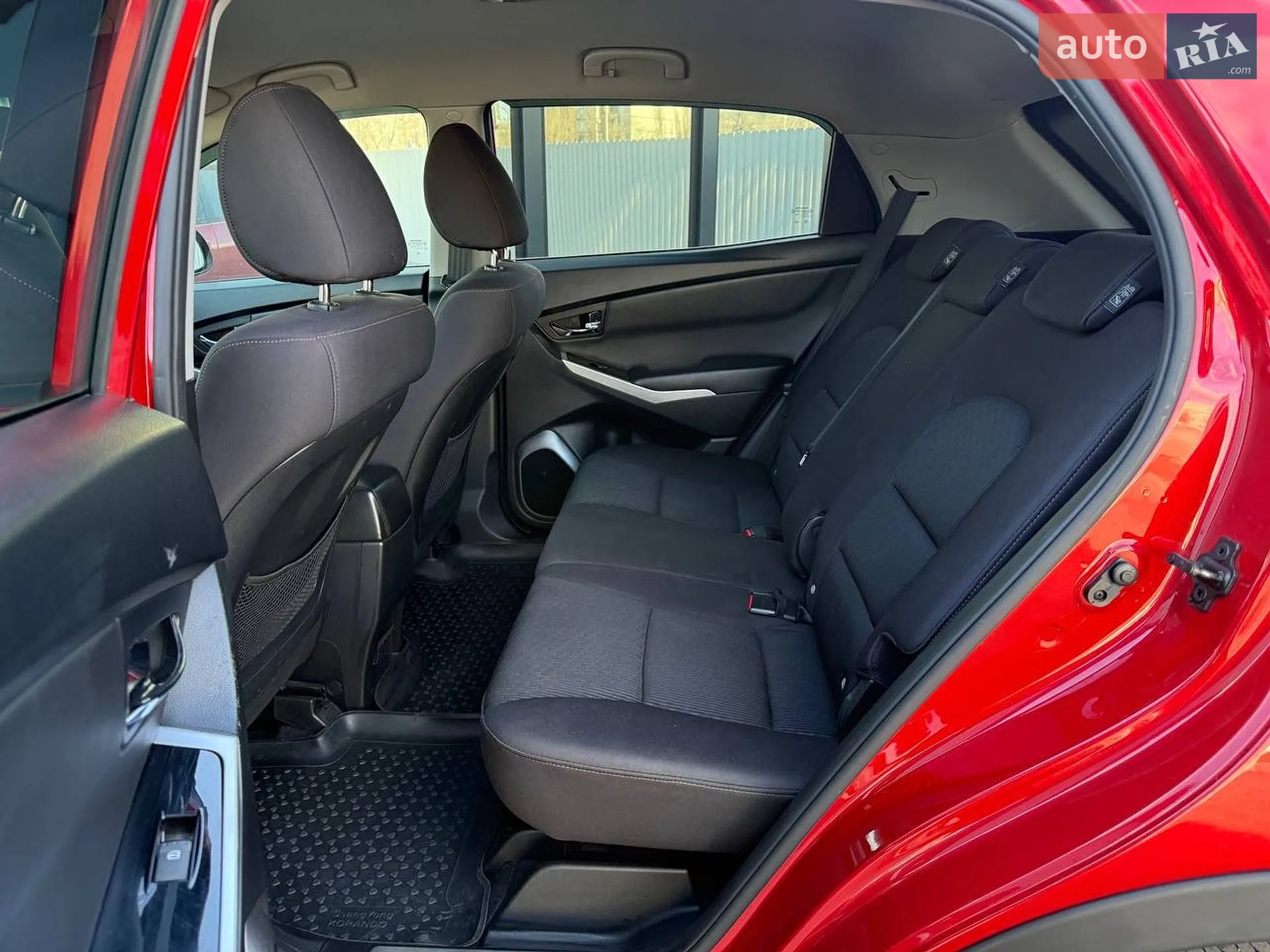 2013 SsangYong Korando - мініатюра 10