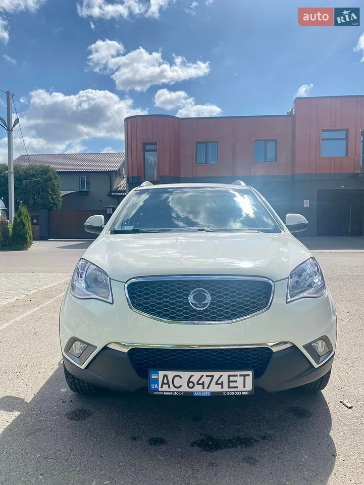 2011 SsangYong Korando - мініатюра 14