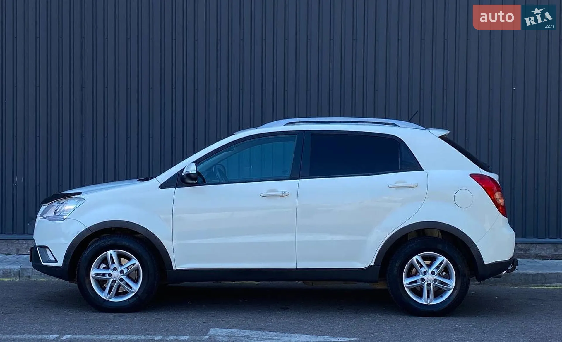2011 SsangYong Korando - мініатюра 8
