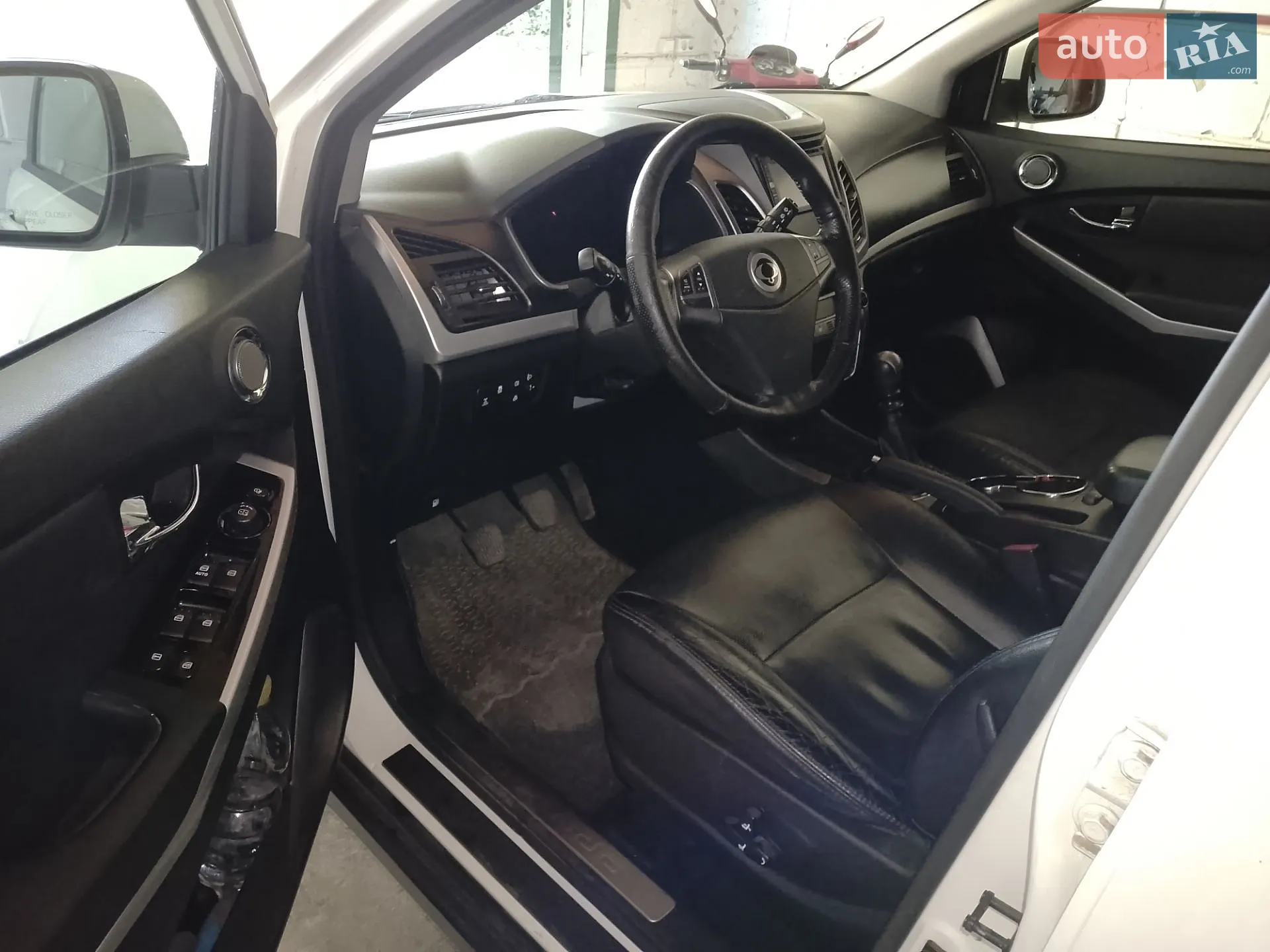 2014 SsangYong Korando - мініатюра 17