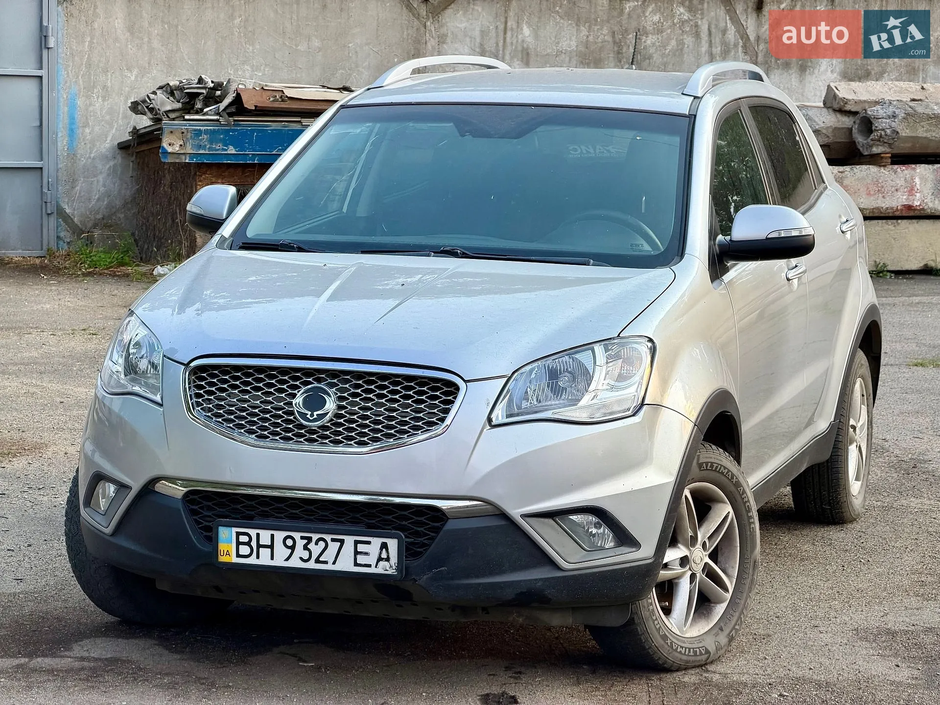 2012 SsangYong Korando - мініатюра 11