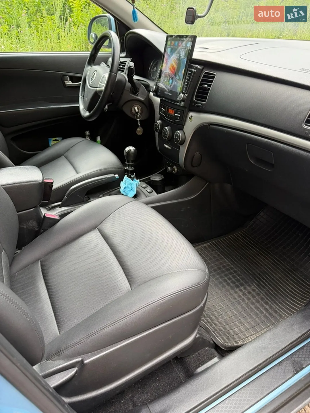 2011 SsangYong Korando - мініатюра 31