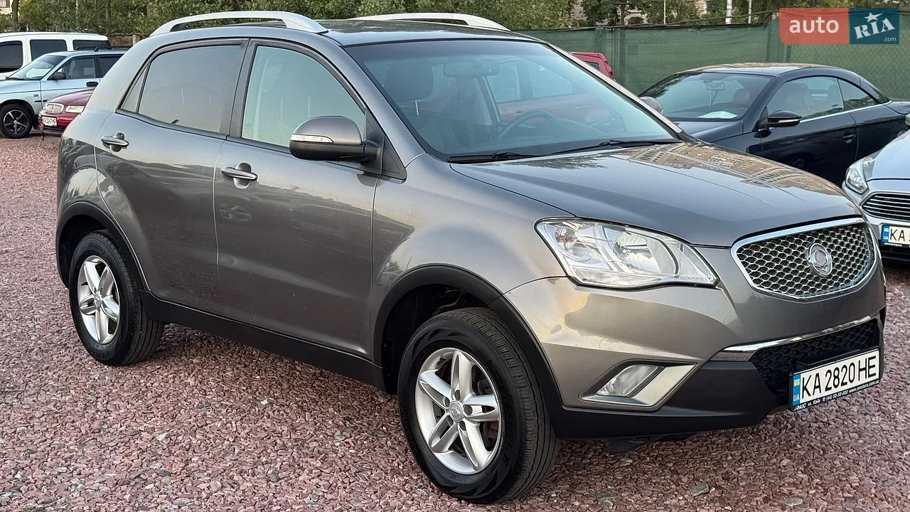2013 SsangYong Korando - мініатюра 11