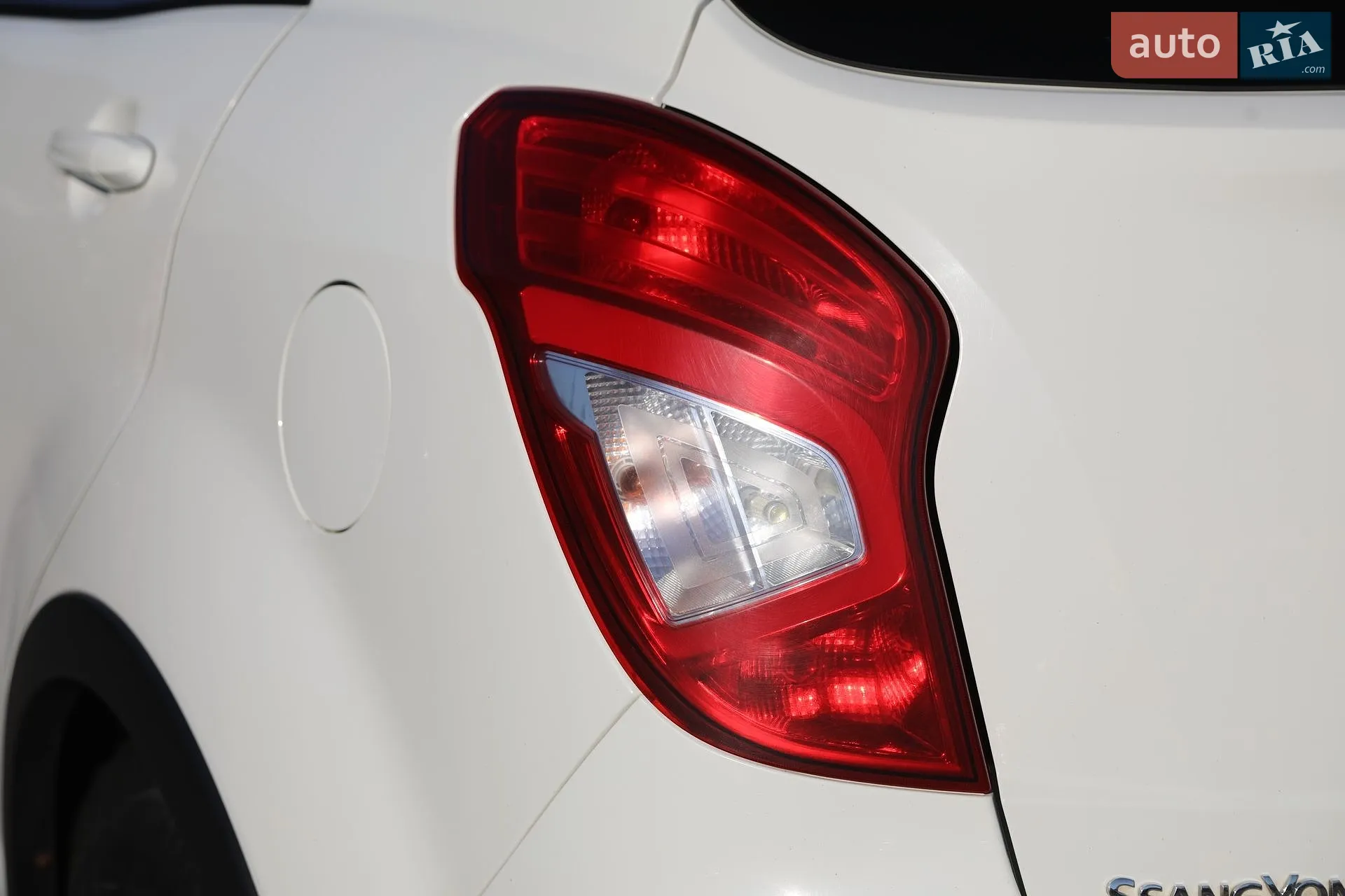 2014 SsangYong Korando - мініатюра 10