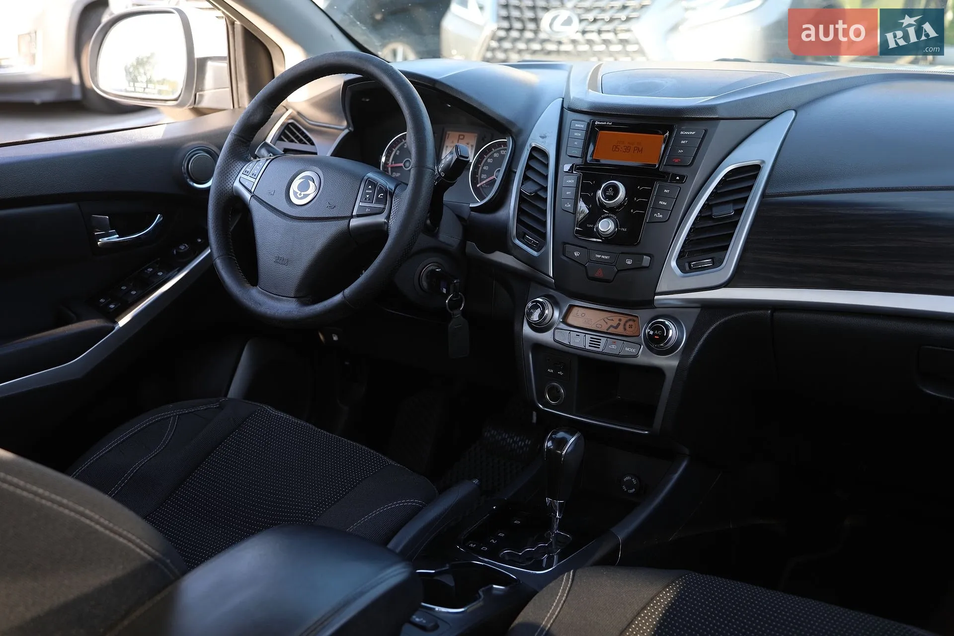 2014 SsangYong Korando - мініатюра 15