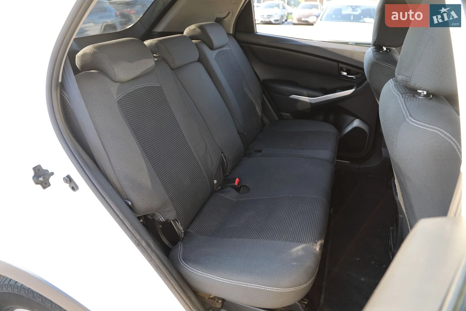 2014 SsangYong Korando - мініатюра 13