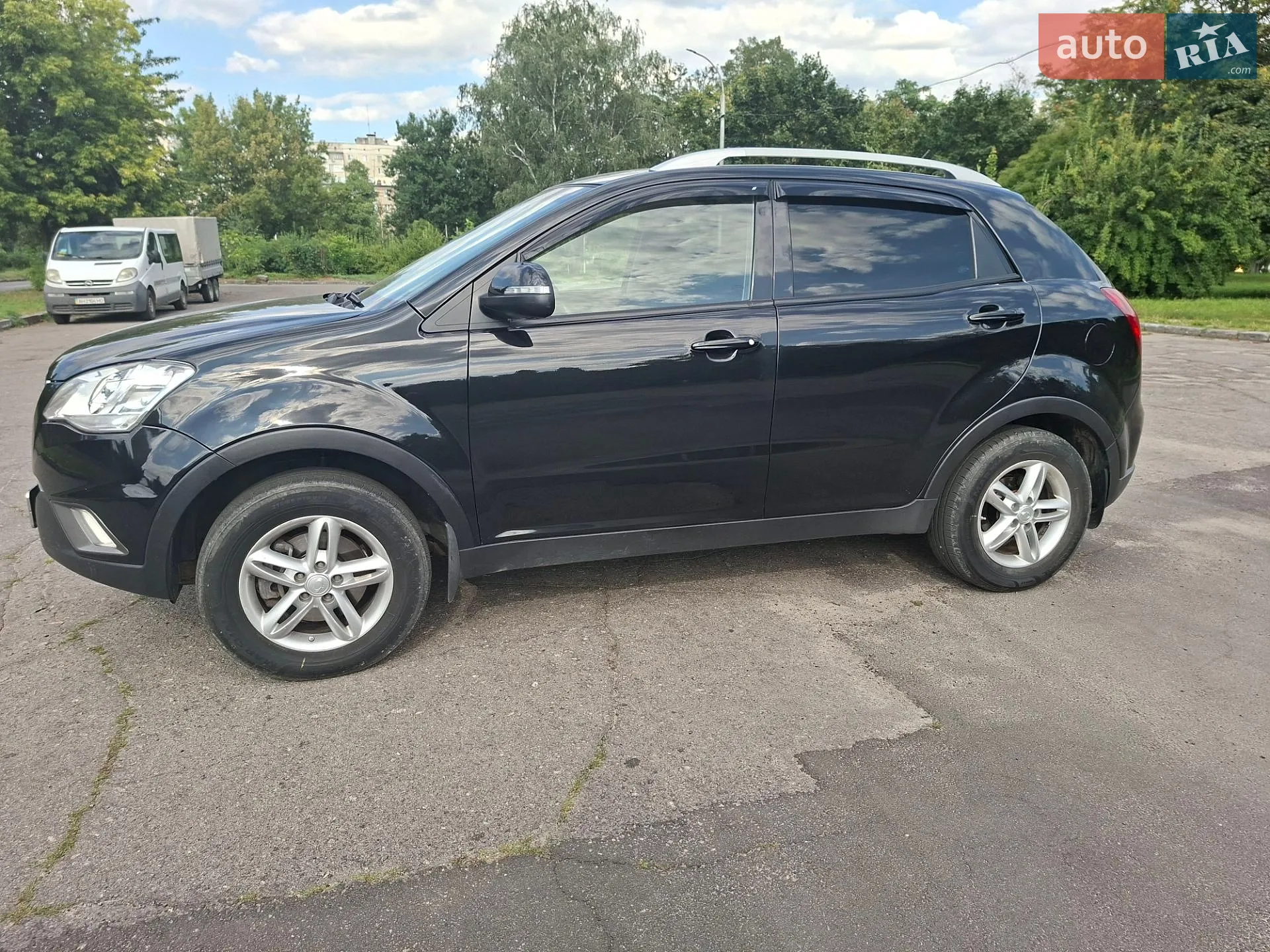 2013 SsangYong Korando - мініатюра 16