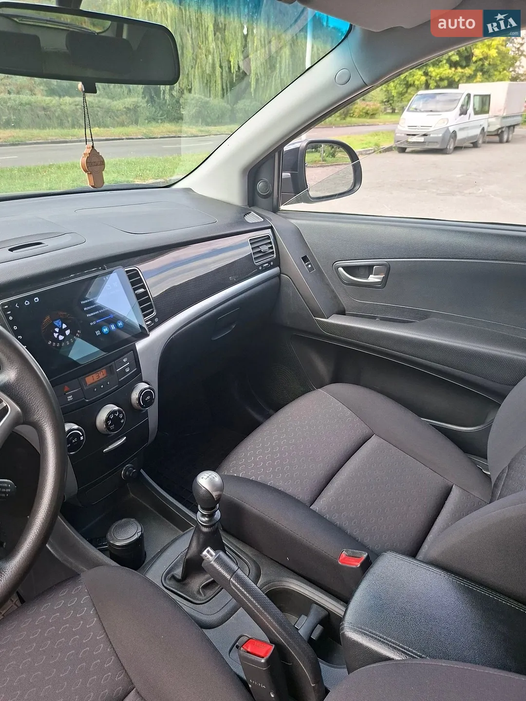 2013 SsangYong Korando - мініатюра 38