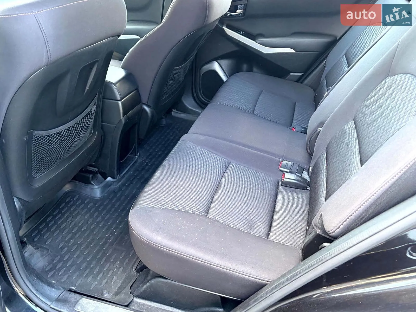 2014 SsangYong Korando - мініатюра 20