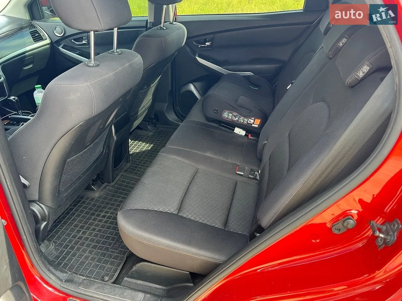 2014 SsangYong Korando - мініатюра 9