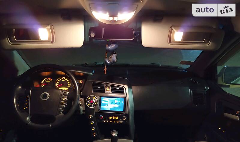 Позашляховик / Кросовер SsangYong Kyron 2009 в Львові