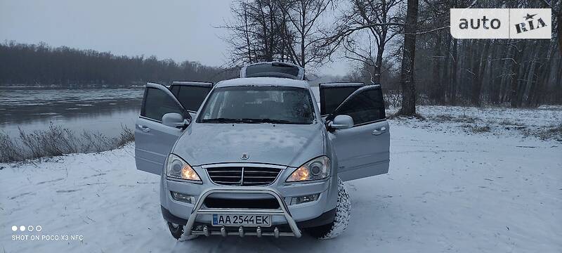 Позашляховик / Кросовер SsangYong Kyron 2010 в Києві