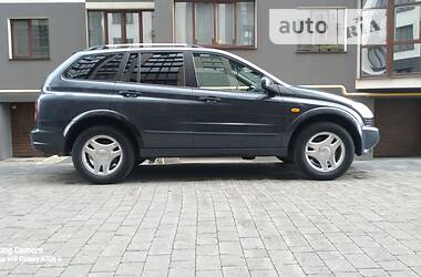 Внедорожник / Кроссовер SsangYong Kyron 2005 в 