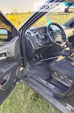 Седан SsangYong Kyron 2010 в 