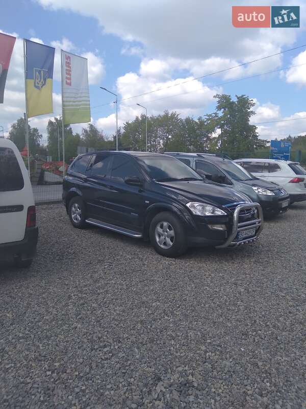 Внедорожник / Кроссовер SsangYong Kyron 2010 в Тернополе