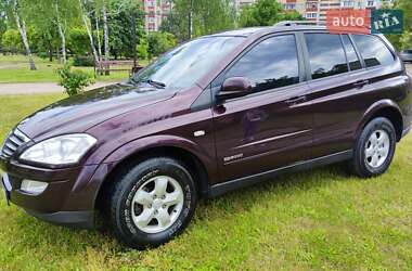 Внедорожник / Кроссовер SsangYong Kyron 2010 в Киеве