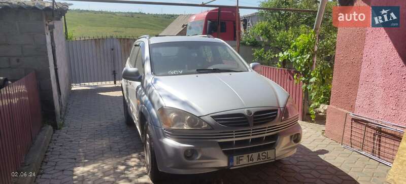 Внедорожник / Кроссовер SsangYong Kyron 2005 в 
