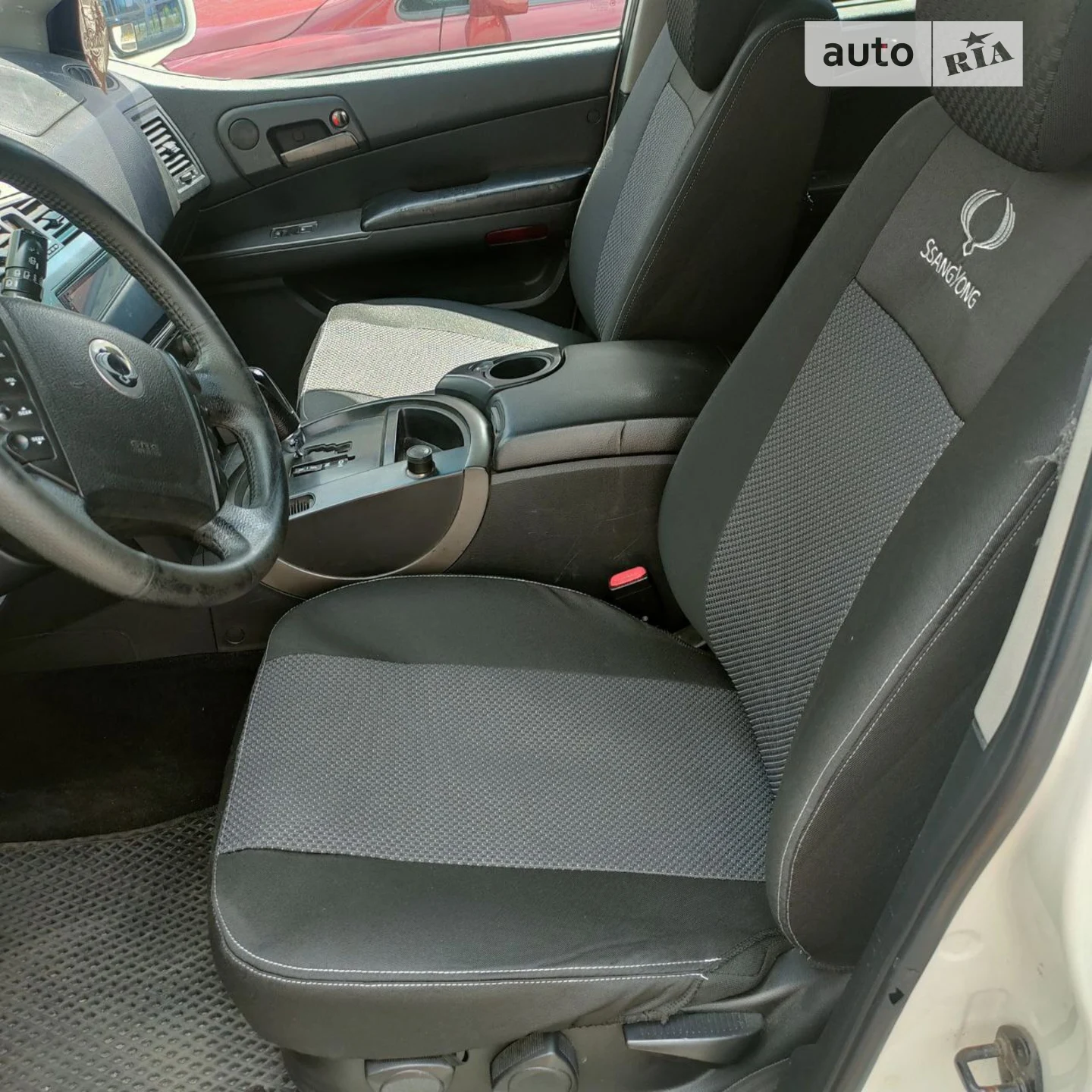 2011 SsangYong Kyron - мініатюра 12