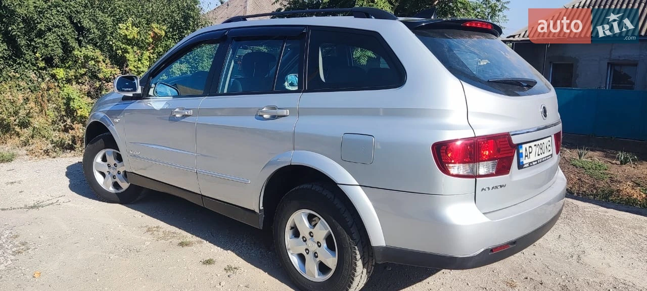 2011 SsangYong Kyron - мініатюра 7