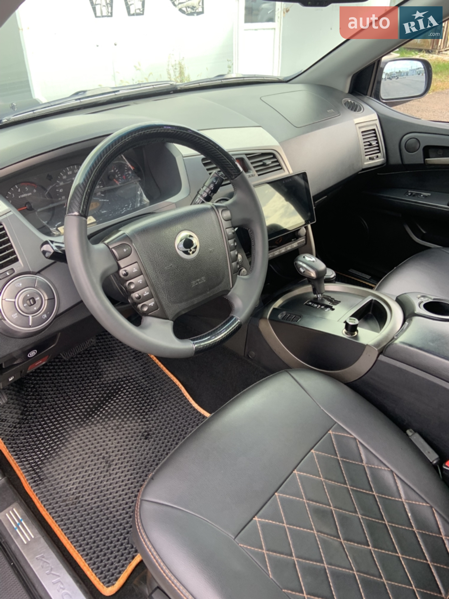 2012 SsangYong Kyron - мініатюра 12