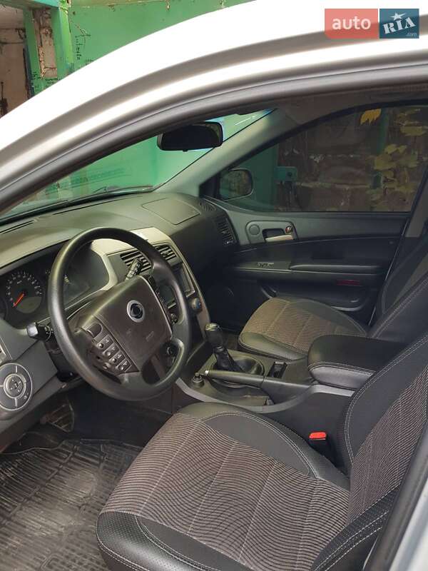 Позашляховик / Кросовер SsangYong Kyron 2014 в Кривому Розі фото 16 Позашляховик / Кросовер SsangYong Kyron 2014 в Кривому Розі