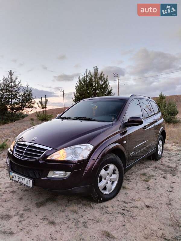 Внедорожник / Кроссовер SsangYong Kyron 2009 в Харькове