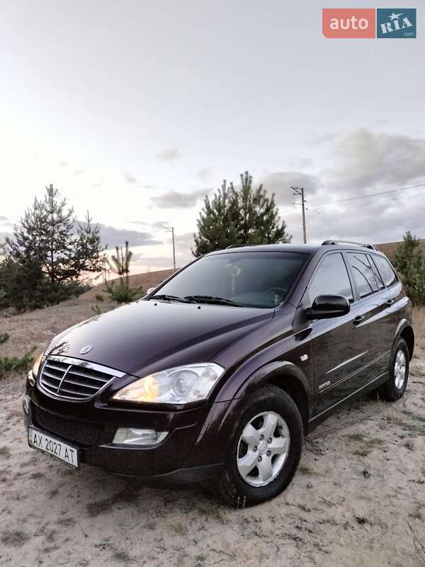 Внедорожник / Кроссовер SsangYong Kyron 2009 в Харькове