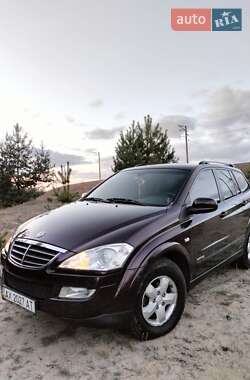 Внедорожник / Кроссовер SsangYong Kyron 2009 в 