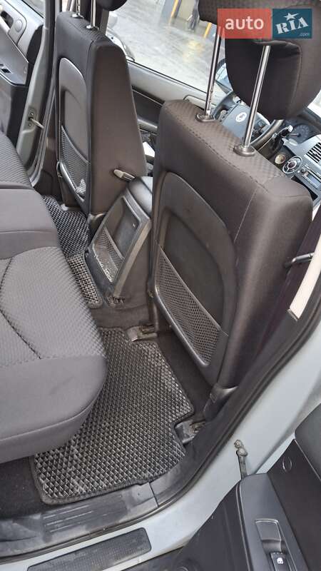 Внедорожник / Кроссовер SsangYong Kyron 2011 в Каменском фото 21 Внедорожник / Кроссовер SsangYong Kyron 2011 в Каменском