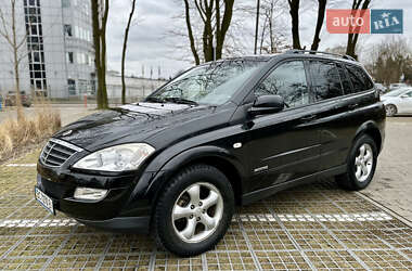 Внедорожник / Кроссовер SsangYong Kyron 2008 в 