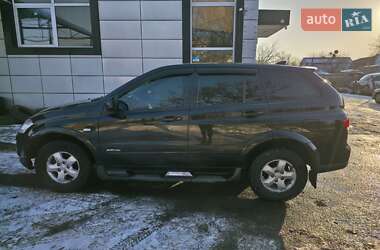 Позашляховик / Кросовер SsangYong Kyron 2010 в 