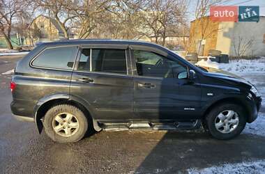 Позашляховик / Кросовер SsangYong Kyron 2010 в 
