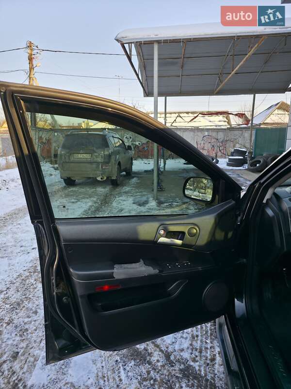 Внедорожник / Кроссовер SsangYong Kyron 2010 в Харькове