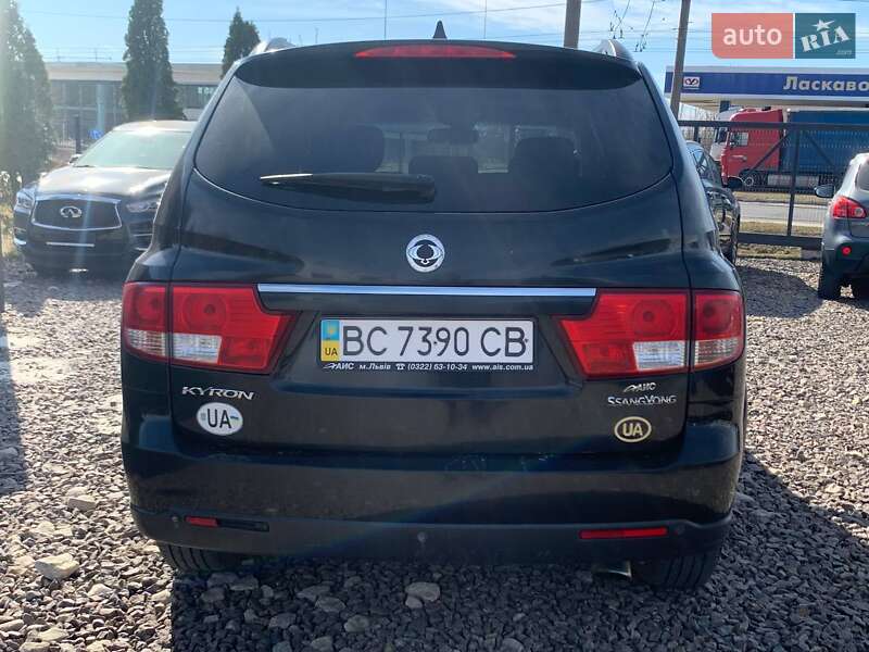 Позашляховик / Кросовер SsangYong Kyron 2009 в Львові