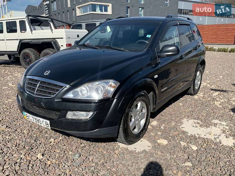 Внедорожник / Кроссовер SsangYong Kyron 2009 в 