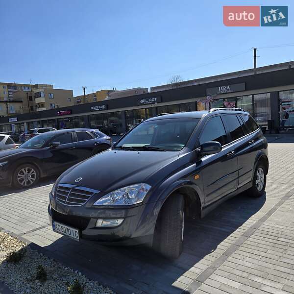Внедорожник / Кроссовер SsangYong Kyron 2007 в 