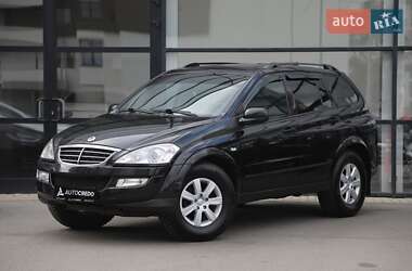 Внедорожник / Кроссовер SsangYong Kyron 2010 в 